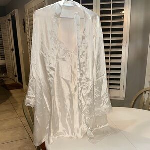 Luxurious Ivory Robe with Lace Trim